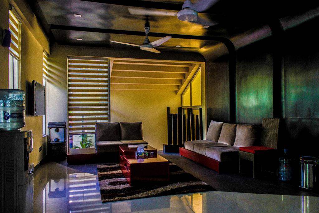 Gofas Lodge Исламабад Екстериор снимка