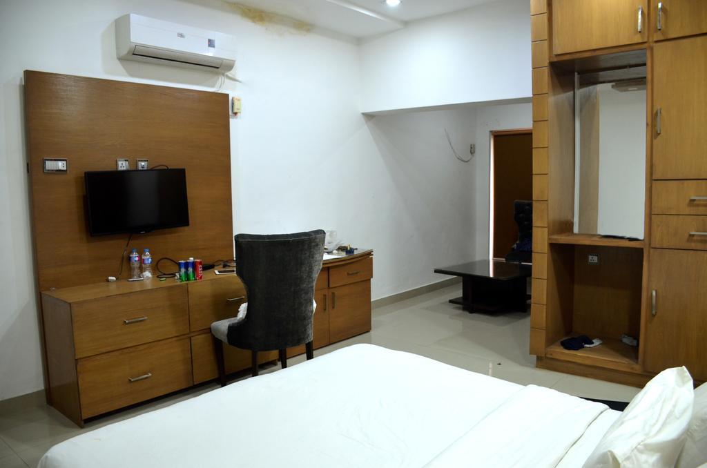 Gofas Lodge Исламабад Екстериор снимка