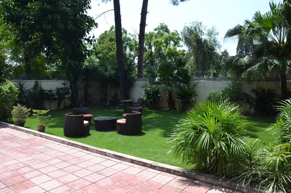 Gofas Lodge Исламабад Екстериор снимка